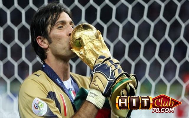 Gianluigi Buffon - Huyền thoại người Italia